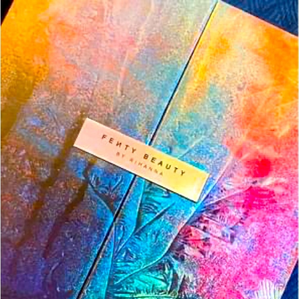Fenty beauty all-over metallic powder set